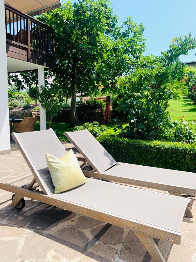 Weingut Weidlhof - Suite & Breakfast - Vacation For Wine Lovers Caldaro Exterior photo