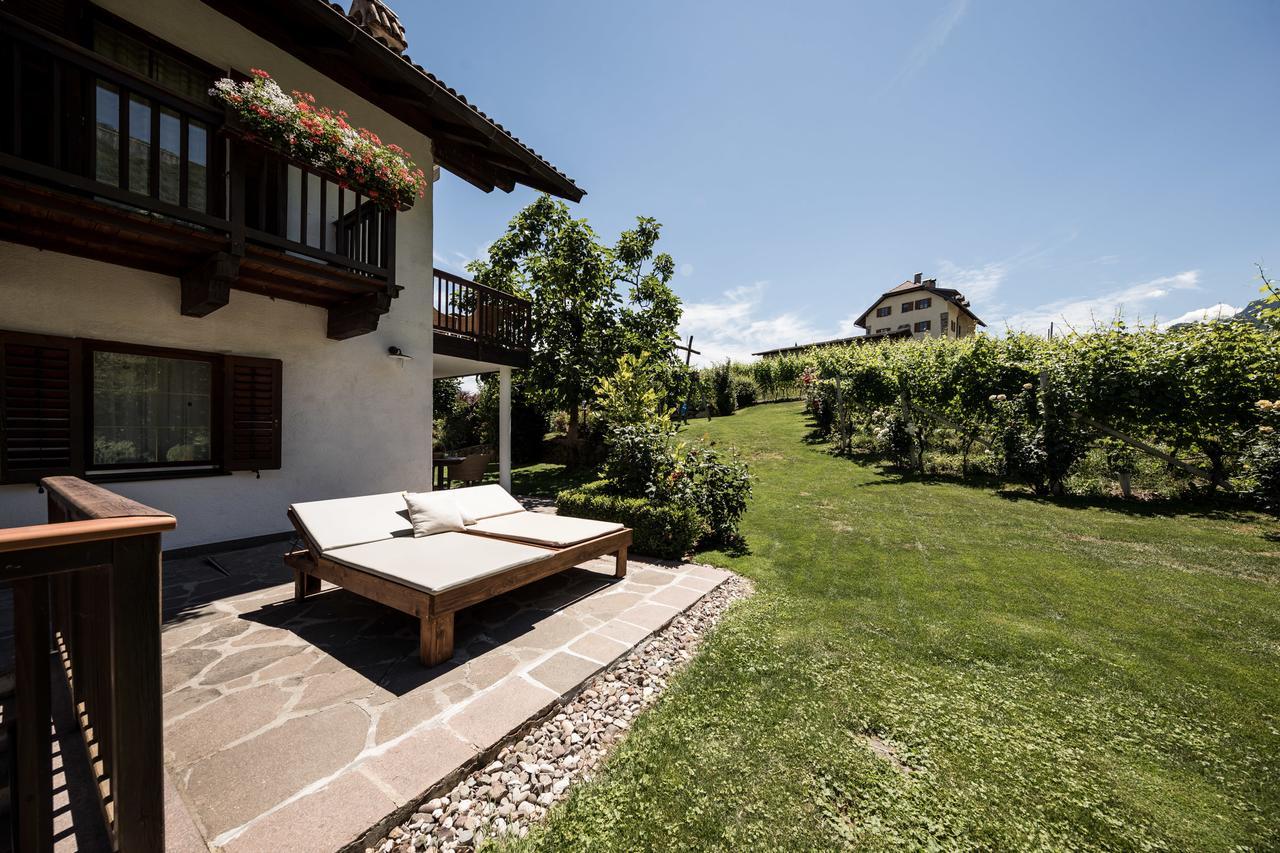 Weingut Weidlhof - Suite & Breakfast - Vacation For Wine Lovers Caldaro Exterior photo